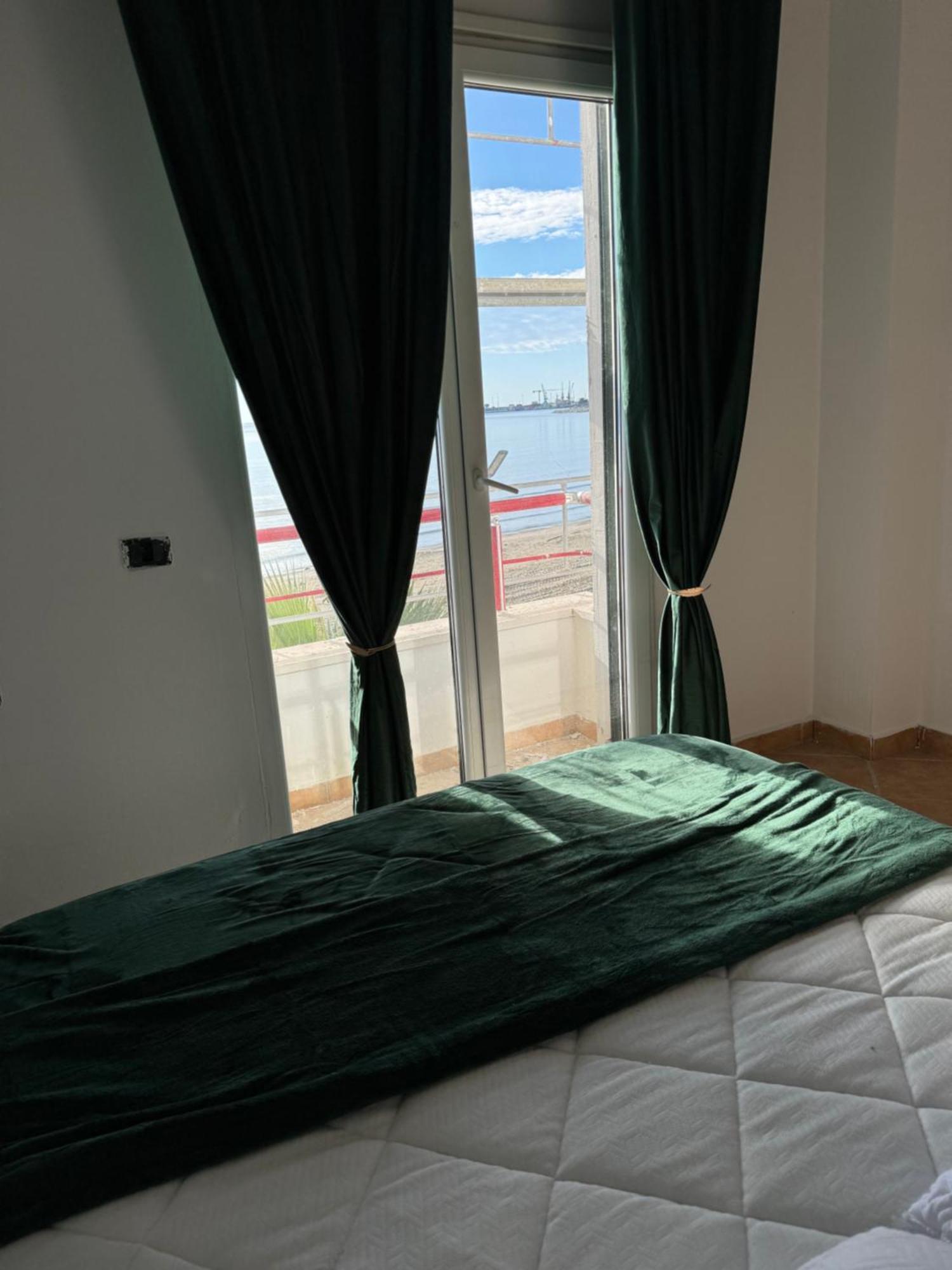 Apartament Front Superior Forest
