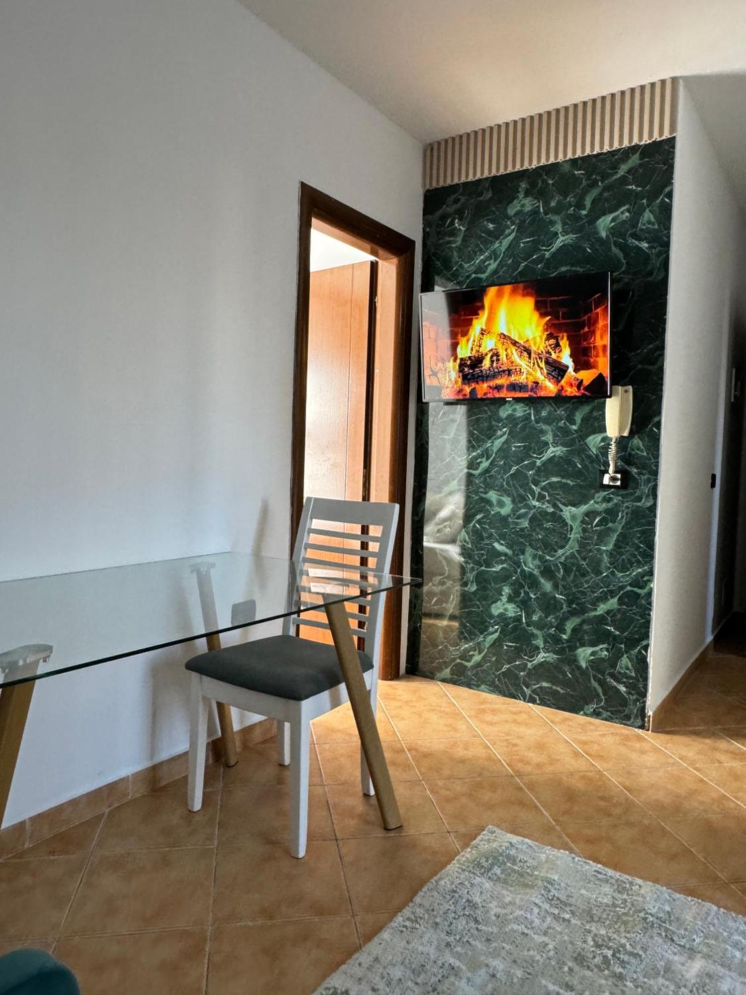 Front Superior Forest Appartement Durrës